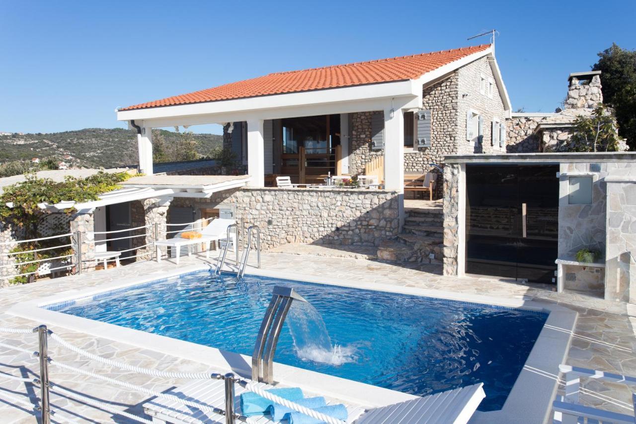 Villa, Stone House With Swimming Pool & Sauna, Beach, Sevid Ngoại thất bức ảnh