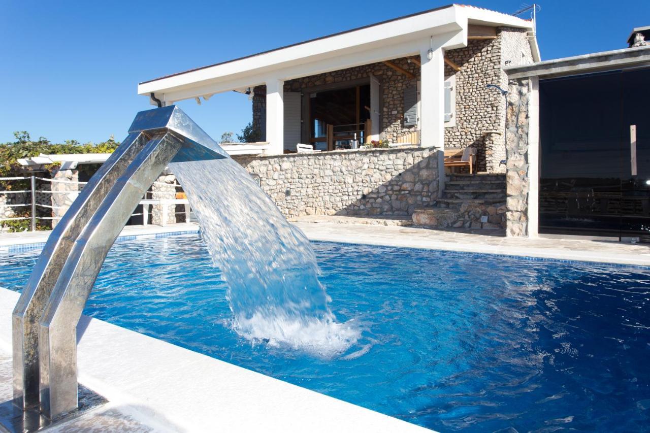 Villa, Stone House With Swimming Pool & Sauna, Beach, Sevid Ngoại thất bức ảnh