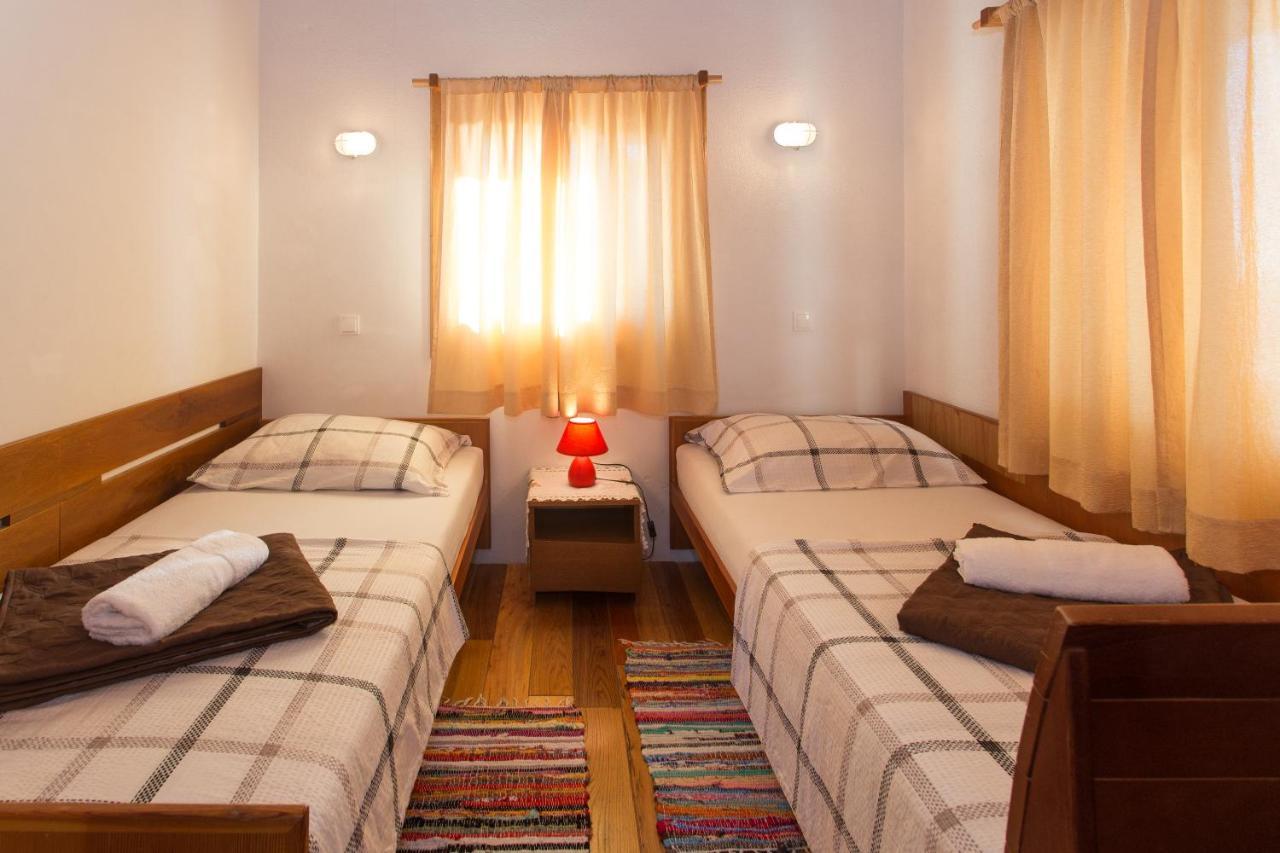 Villa, Stone House With Swimming Pool & Sauna, Beach, Sevid Ngoại thất bức ảnh