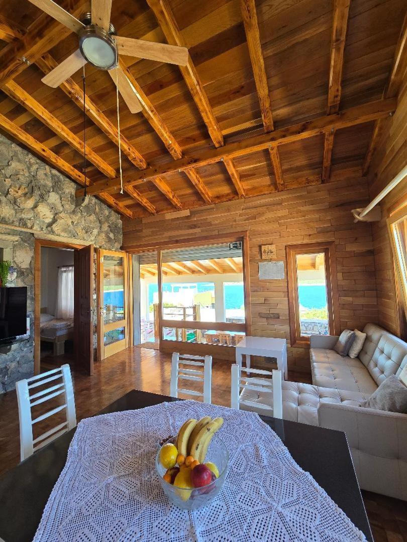Villa, Stone House With Swimming Pool & Sauna, Beach, Sevid Ngoại thất bức ảnh